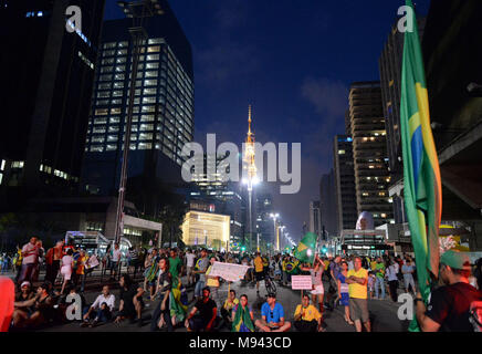 Manifestation, Protest, 03.2016, der Avenida Paulista, Sao Paulo, Brasilien. Stockfoto