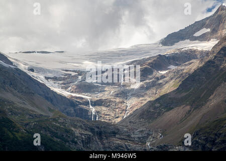 Berninabahn links St. Moritz, Schweiz, mit der Stadt von Tirano, Italien, über den Bernina Pass Stockfoto