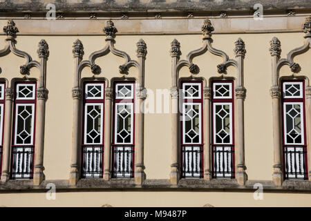 Sintra Rathaus barocke Gebäude windows (Sintra Gemeinde). Neo-Manuelinischen Stil Stockfoto