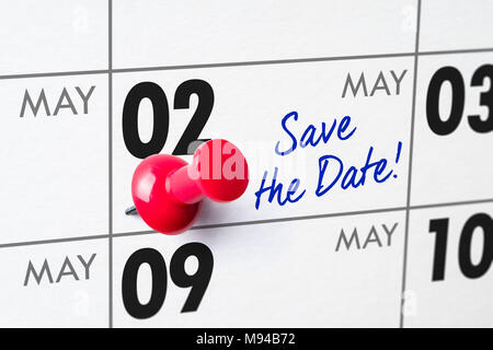 Wandkalender mit einem roten Stift - Mai 02 Stockfoto