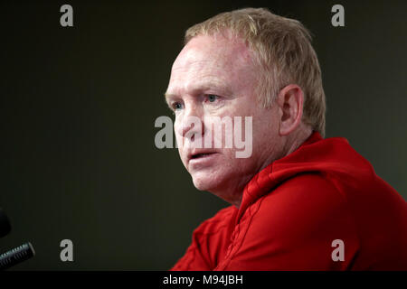 Schottland Manager Alex McLeish während einer Pressekonferenz im Hampden Park, Glasgow. Stockfoto