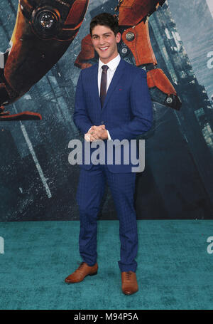 Hollywood, CA, USA. 21 Mär, 2018. 21. März 2018 - Hollywood, Kalifornien - rahart Adams. "Pacific Rim Aufstand" Los Angeles Premiere gehalten an TCL Chinese Theater Imax. Photo Credit: F. Sadou/AdMedia Credit: F. Sadou/AdMedia/ZUMA Draht/Alamy leben Nachrichten Stockfoto