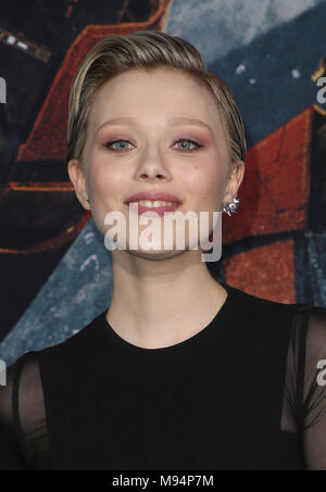 Hollywood, CA, USA. 21 Mär, 2018. 21. März 2018 - Hollywood, Kalifornien - ivanna Sakhno. "Pacific Rim Aufstand" Los Angeles Premiere gehalten an TCL Chinese Theater Imax. Photo Credit: F. Sadou/AdMedia Credit: F. Sadou/AdMedia/ZUMA Draht/Alamy leben Nachrichten Stockfoto