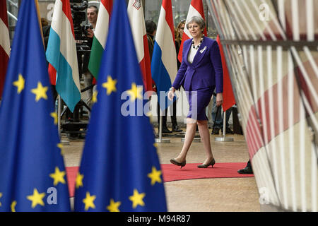 Brüssel, Bxl, Belgien. 22 Mär, 2018. Der britische Premierminister Theresa May kommt für den Europäischen Rat, die EU-Mitgliedstaaten in Brüssel, Belgien am 22.03.2018 von Wiktor Dabkowski Credit: Wiktor Dabkowski/ZUMA Draht/Alamy leben Nachrichten Stockfoto