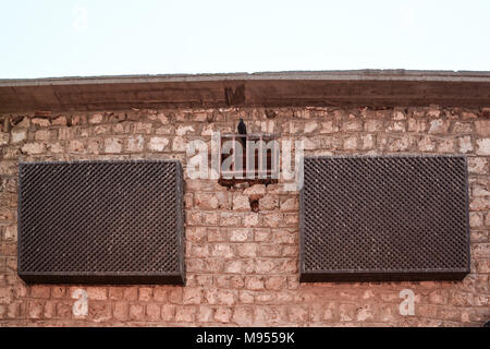 Alte für Holzfenster im historischen Dorf Jeddah, Saudi-Arabien Stockfoto