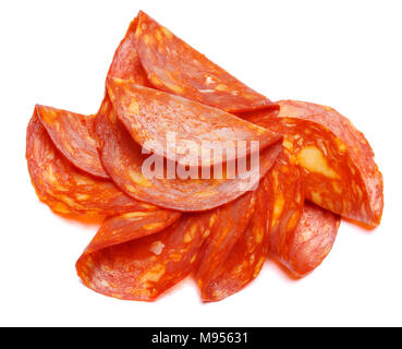 Italienische Salami oder spanischer Chorizo auf weißem Hintergrund Stockfoto