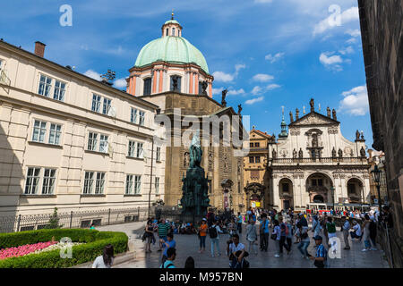 Prag, tschechische Republik - 15. JUNI 2017: Außenansicht der St. Salvator Kirche in Prag am 15. Juni 2017. Es ist ein Teil des historischen Komplex von Bui Stockfoto