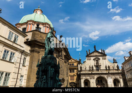 Prag, tschechische Republik - 15. JUNI 2017: Außenansicht der St. Salvator Kirche in Prag am 15. Juni 2017. Es ist ein Teil des historischen Komplex von Bui Stockfoto