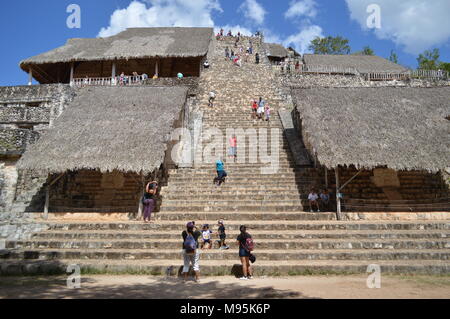 Die Akropolis Pyramide von Ek Balam Ruinen, Mexiko Stockfoto