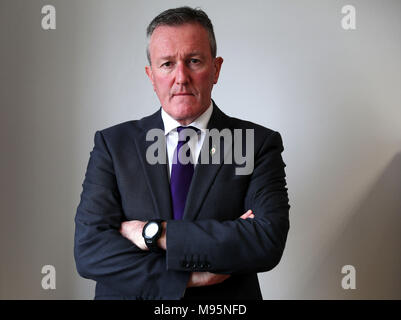 Auf 0001 Embargo Freitag März 23 Conor Murphy bei Sinn Feins Parliament Buildings in Stormont, Belfast, wo er deckte pädophilen Priesters Malachy Finnegan ihn physisch missbraucht als Schüler und versuchte, ihn zu pflegen. Stockfoto