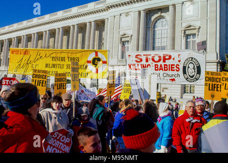 Washington DC., USA, 22. Januar 1991. Die jährlichen Recht auf Leben März an der Vorderseite des US Supreme Court building Credit: Mark Reinstein/MediaPunch Stockfoto