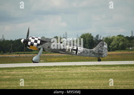 Deutsche Focke-Wulf Fw 190 Bereit zum Flug am Hamilton Airshow nehmen Stockfoto