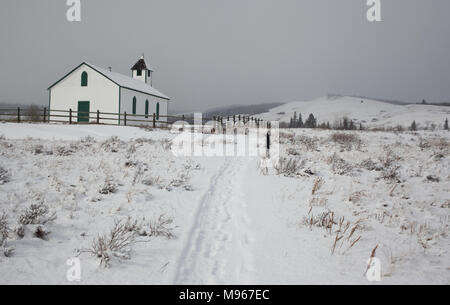 Kirche in Winterlandschaft Stockfoto