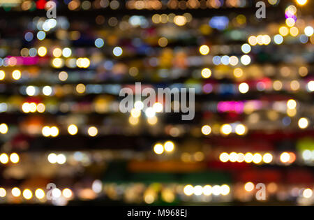 Blur Beleuchtung vom berühmten Nachtmarkt in Bangkok, Thailand Stockfoto