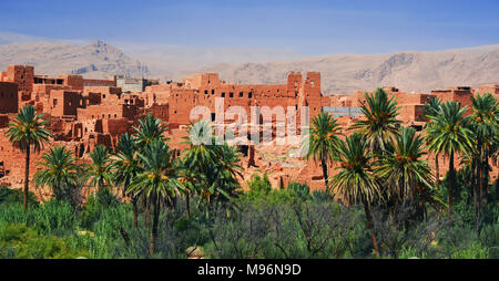 Alte Berber Architektur in der Nähe der Stadt von Tinghir Region Atlasgebirge in Marokko. Stockfoto