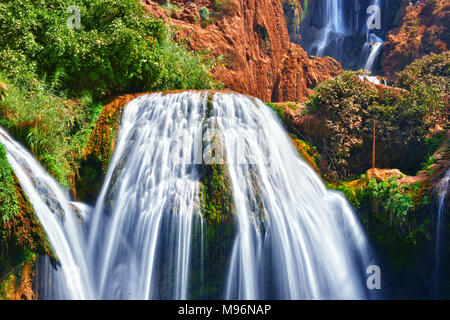 Ouzoud Wasserfälle in der Nähe der Grand Atlas Dorf Tanaghmeilt, Marokko. Stockfoto