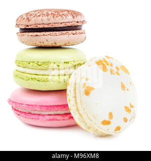 Verschiedene Arten von französischen süße Leckerei, Makronen. Auf weissem Hintergrund. Stockfoto