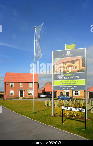 Der Bau von neuen Häusern in Gerste Felder Entwicklung Selby yorkshire United Kingdom Stockfoto