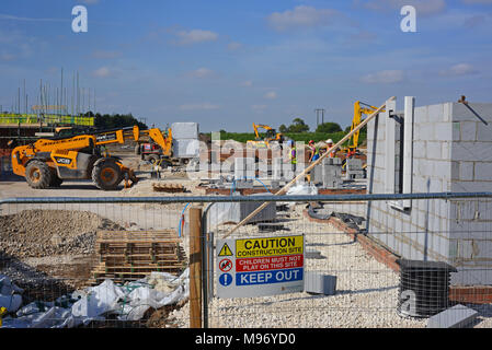 Der Bau von neuen Häusern in Gerste Felder Entwicklung Selby yorkshire United Kingdom Stockfoto