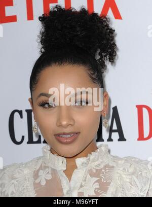 Los Angeles, CA, USA. 22 Mär, 2018. Jaylen Barron in der Ankunftshalle für NETFLIX SANTA CLARITA DIÄT 2 Saison Premiere ArcLight Hollywood, Los Angeles, CA 22. März 2018. Credit: Elizabeth Goodenough/Everett Collection/Alamy leben Nachrichten Stockfoto