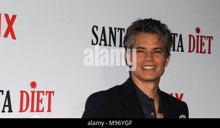 Los Angeles, CA, USA. 22 Mär, 2018. Timothy Olyphant in der Ankunftshalle für NETFLIX SANTA CLARITA DIÄT 2 Saison Premiere ArcLight Hollywood, Los Angeles, CA 22. März 2018. Credit: Elizabeth Goodenough/Everett Collection/Alamy leben Nachrichten Stockfoto