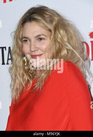 Hollywood, CA, USA. März 2018. 22. März 2018 - Hollywood, Kalifornien - Drew Barrymore. Netflix feierte die Premiere von „Santa Clarita Diet“ Staffel 2 im Arclight Hollywood Cinerama Dome. Foto: Birdie Thompson/Admedia Stockfoto
