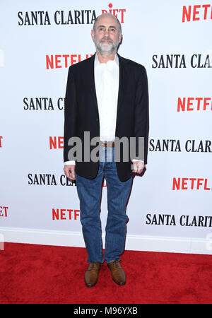 Hollywood, CA, USA. März 2018. 22. März 2018 - Hollywood, Kalifornien - Victor Fresco. Netflix feierte die Premiere von „Santa Clarita Diet“ Staffel 2 im Arclight Hollywood Cinerama Dome. Foto: Birdie Thompson/Admedia Stockfoto