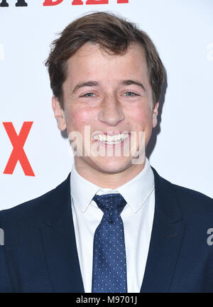 Hollywood, CA, USA. März 2018. 22. März 2018 - Hollywood, Kalifornien - Skyler Gisondo. Netflix feierte die Premiere von „Santa Clarita Diet“ Staffel 2 im Arclight Hollywood Cinerama Dome. Foto: Birdie Thompson/AdMedia Stockfoto