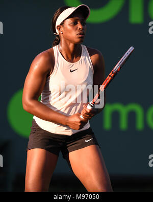 Key Biscayne, Florida, USA. 22 Mär, 2018. Sloane Stephens Vs dh Immo-consulting Tomljanovic während der Miami Öffnen bei Crandon Park Tennis Centre am 22. März 2018 in Key Biscayne, Florida. Quelle: MPI04/Medien Punch/Alamy leben Nachrichten Stockfoto