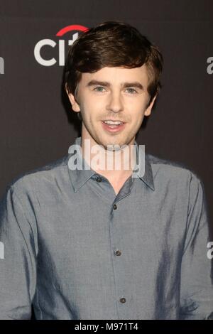 Los Angeles, CA, USA. 22 Mär, 2018. Freddie Highmore in der Ankunftshalle für ABC der gute Doktor am 35. Jahrestag PaleyFest LA 2018, die Dolby Theater in Hollywood und Highland Center, Los Angeles, CA 22. März 2018. Credit: Priscilla Grant/Everett Collection/Alamy leben Nachrichten Stockfoto