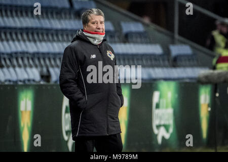 Dänemark, Bröndby - März 22., 2018. Panama manager Hernan Gomez während der Fußball Freundschaftsspiel zwischen Dänemark und Panama bei Bröndby Stadion gesehen. (Foto: Gonzales Foto - Kim M. Leland). Credit: Gonzales Foto/Alamy leben Nachrichten Stockfoto