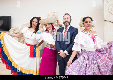 Rom, Italien. 23 Mär, 2018. Venezuela Delegation auf der Pressekonferenz der Cinecittà Welt 2018 saison Quelle: Silvia Gerbino/Alamy leben Nachrichten Stockfoto