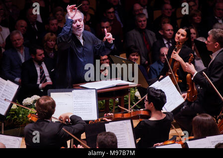 Prag, Tschechische Republik. 23 Mär, 2018. Konzert der Russischen Symphonischen Orchester des Mariinsky Theater in St. Petersburg, die von russischen Dirigenten Valery Gergiev wurde in Prag, Tschechische Republik, am 23. März 2018. Quelle: Vit Simanek/CTK Photo/Alamy leben Nachrichten Stockfoto