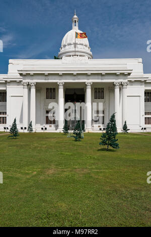 Vertikale Ansicht der Colombo Rathaus, aka das Weiße Haus, in Colombo, Sri Lanka. Stockfoto