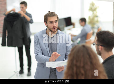 Erfolgreiche Team von Designern, die im Büro. Stockfoto