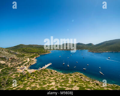 Spanien, Balearen, Mallorca, Colònia de Sant Jordi, Parque Nacional de Cabrera, Cabrera-Nationalpark, Cabrera-Archipel, Hafen und Lagune von Cabrera Stockfoto