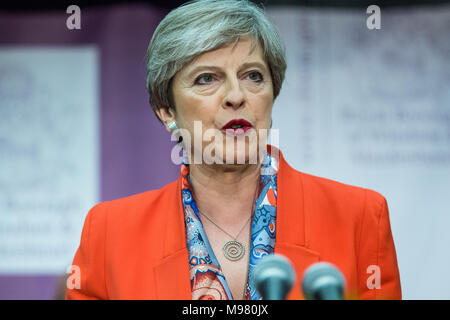 Maidenhead, Großbritannien. 8. Juni 2017. Theresa May Macht ihrer Dankesrede, als Sie als Mitglied des Parlaments für 70563 wiedergewählt wird. Stockfoto