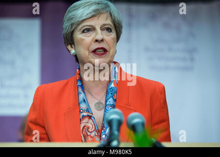 Maidenhead, Großbritannien. 8. Juni 2017. Theresa May Macht ihrer Dankesrede, als Sie als Mitglied des Parlaments für 70563 wiedergewählt wird. Stockfoto