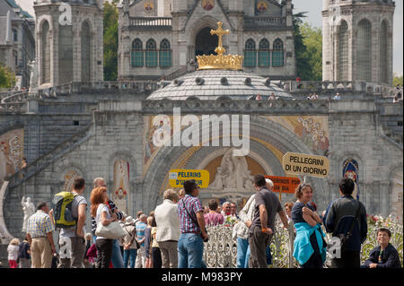 Lourdes. Heiligtum Unserer Lieben Frau von Lourdes. Frankreich. Stockfoto