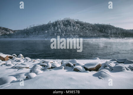 Russland, Amur Oblast, Bureya Fluss im Winter Stockfoto