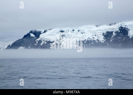 Anzeigen von Elephant Island, Antarktische Halbinsel, Antarktis, Eis, Berge bedeckt Stockfoto