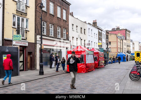 Menschen machen Sie einen Spaziergang entlang des unteren Sumpf, in der Nähe von Waterloo, London Stockfoto