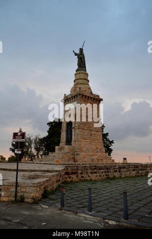 Denkmal für die Christus Erlöser auf Saint Julian Mount, Modica, Sizilien Stockfoto