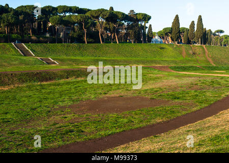 Circus Maximus ist ein antikes römisches Streitwagenrennen Stadion und Masse Veranstaltungsort in Rom, Italien. Stockfoto