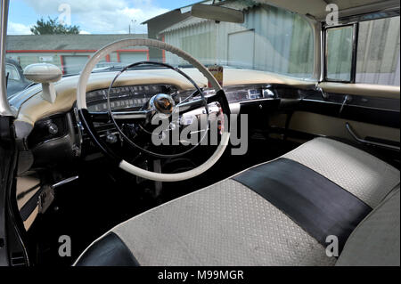 1955 Cadillac Coupe de Ville Serie 62 American Classic Luxury Car Stockfoto