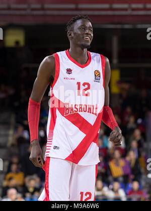 Barcelona, Spanien. 23. März 2018; Ilimane Diop, #12 von Baskonia während des 2017/2018 Turkish Airlines EuroLeague Saison Runde 28 Spiel zwischen dem FC Barcelona Lassa und Baskonia auf Palau Blaugrana am 23. März 2018 in Barcelona, Spanien. Credit: UKKO Images/Alamy leben Nachrichten Stockfoto