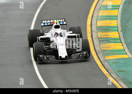 Albert Park, Melbourne, Australien. 24 Mär, 2018. Sergei Sirotkin (RUS) # 35 von der Williams Martini Racing Team während der Praxis Sitzung drei an der 2018 australischen Formel 1 Grand Prix im Albert Park in Melbourne, Australien. Sydney Low/Cal Sport Media/Alamy leben Nachrichten Stockfoto