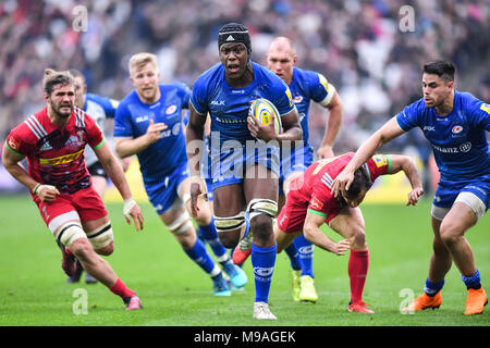 London, Großbritannien. 24. März, 2018. Maro Itojo der Sarazenen zählte seine Seite zweiter Versuch während Aviva Premiership Übereinstimmung zwischen Sarazenen und Harlekine in London Stadion am Samstag, den 24. März 2018. LONDON ENGLAND. Credit: Taka Wu/Alamy leben Nachrichten Stockfoto