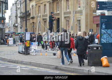 Bristol, UK. 24. März 2018. Street Unterhaltung Stockfoto