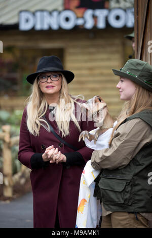 Emma Bunton während der Eröffnung der Welt der Dinosaurier, eine neue Attraktion im Paradise Wildlife Zoo, Hertfordshire. PRESS ASSOCIATION. Bild Datum: Samstag, März 24, 2018. Photo Credit: Isabel Infantes/PA-Kabel Stockfoto